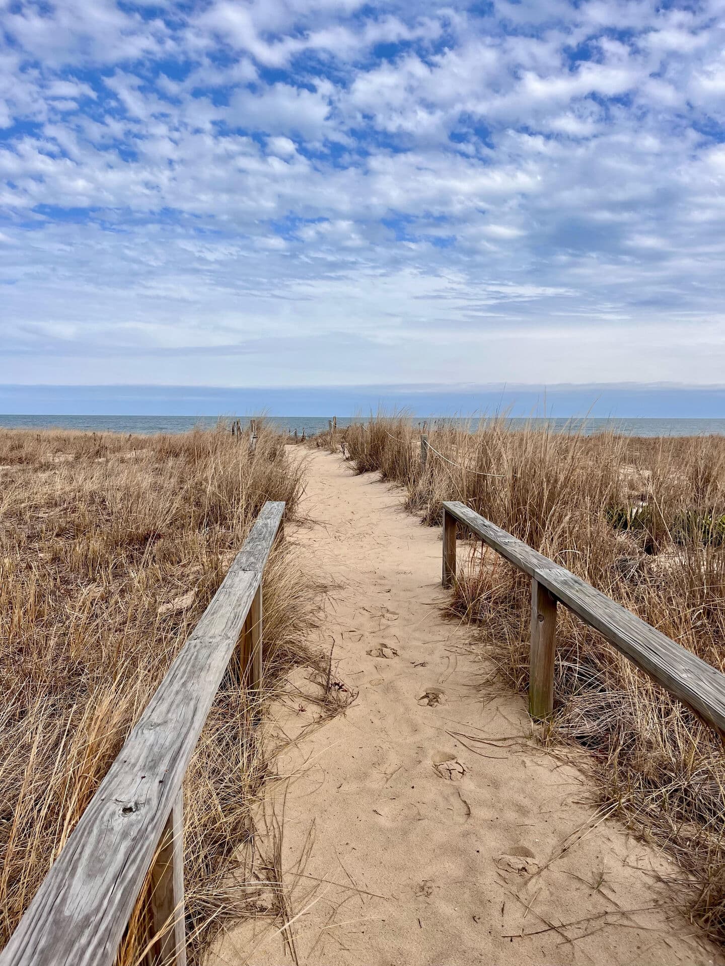 Sandy path to the beach