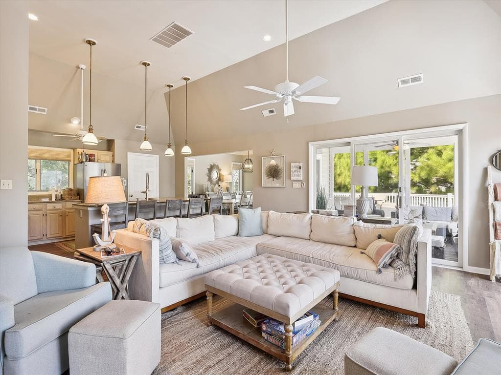 Weinstein - Photo 17