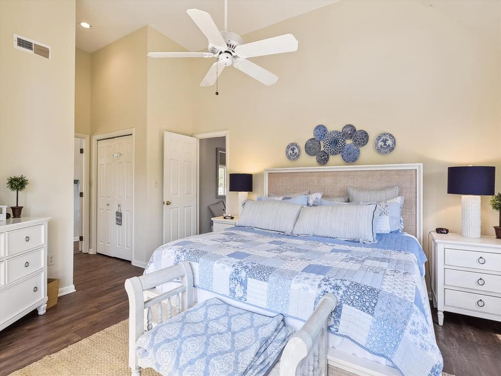 Weinstein - Photo 25