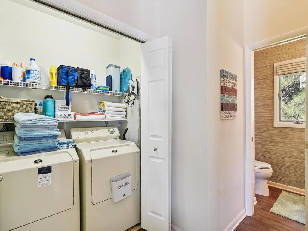 Weinstein - Photo 29