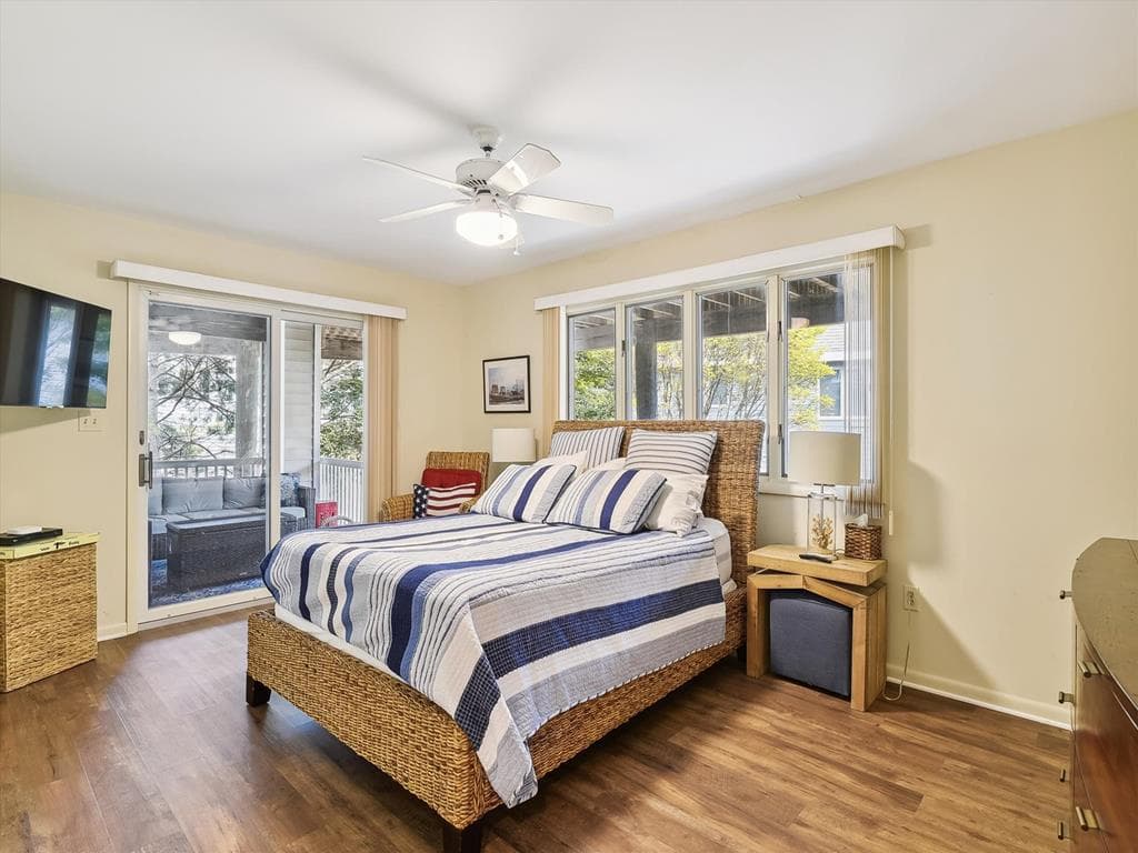 Weinstein - Photo 52