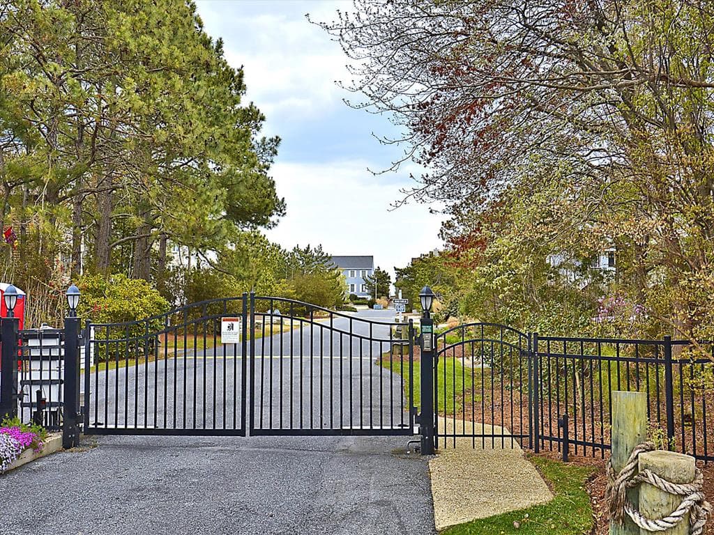 Weinstein - Photo 85