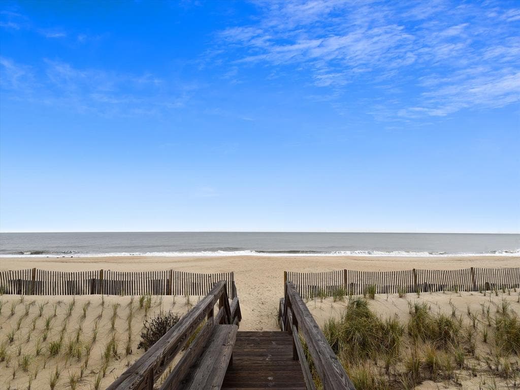 Weinstein - Photo 87