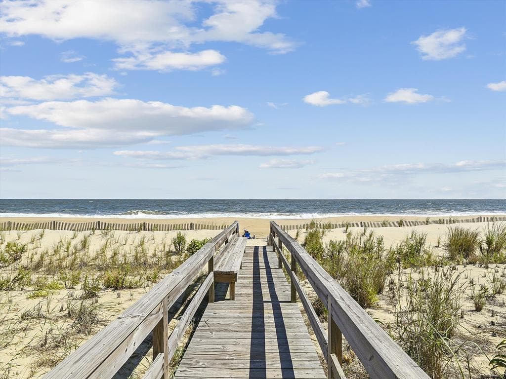 Weinstein - Photo 11