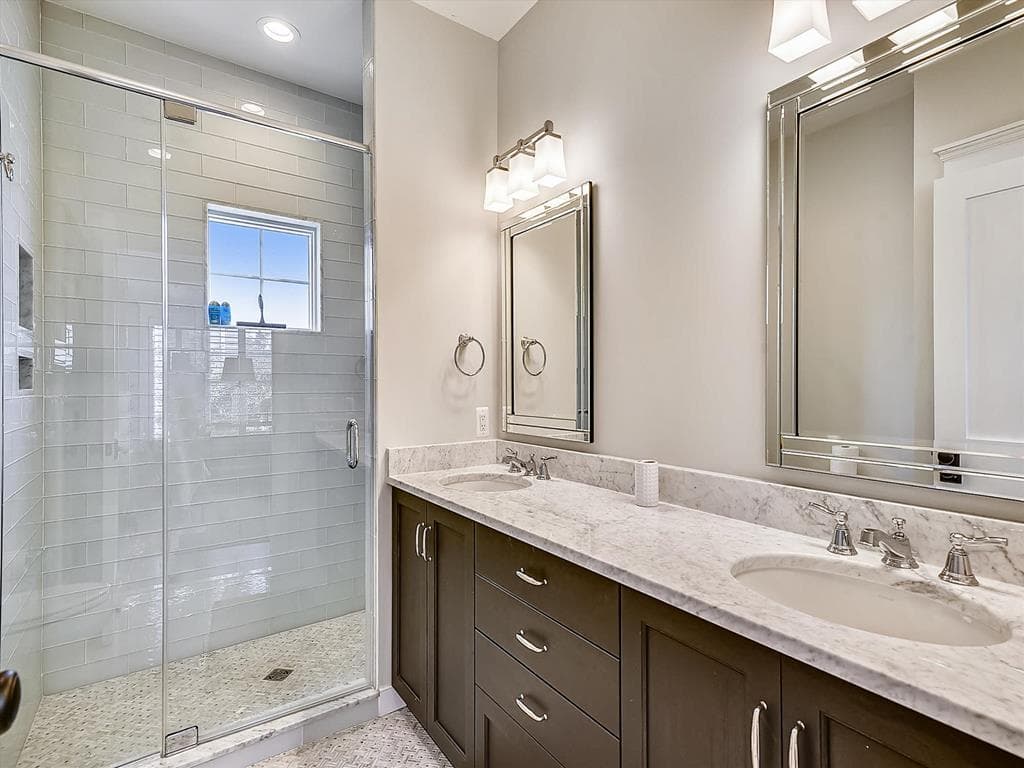 Forest Hill - Photo 20