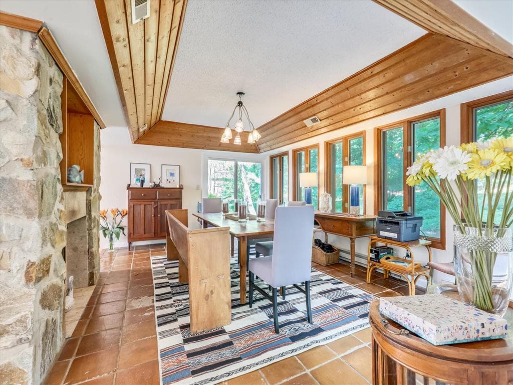 Property 1066163 - Photo 25