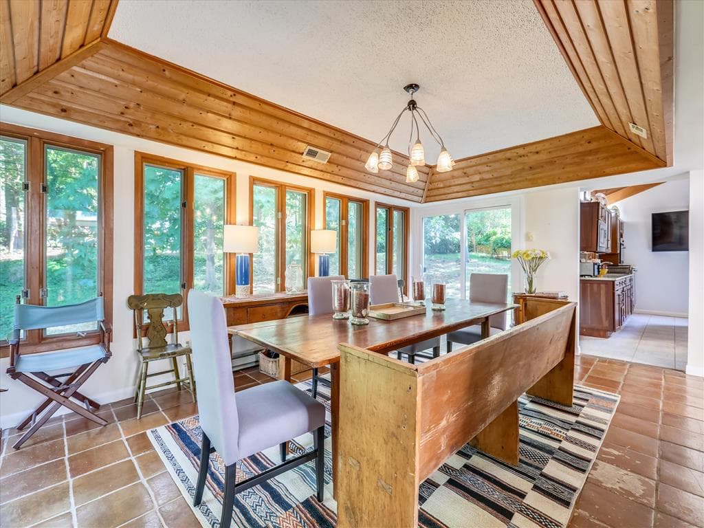 Property 1066163 - Photo 26