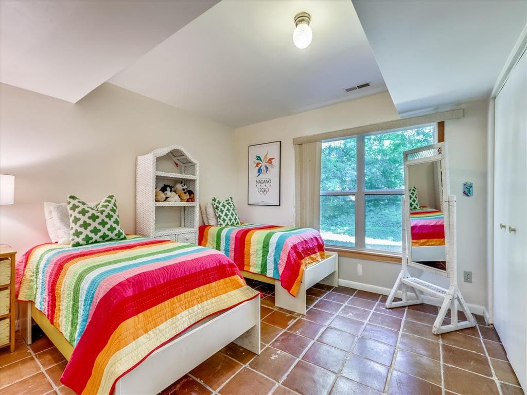 Property 1066163 - Photo 27