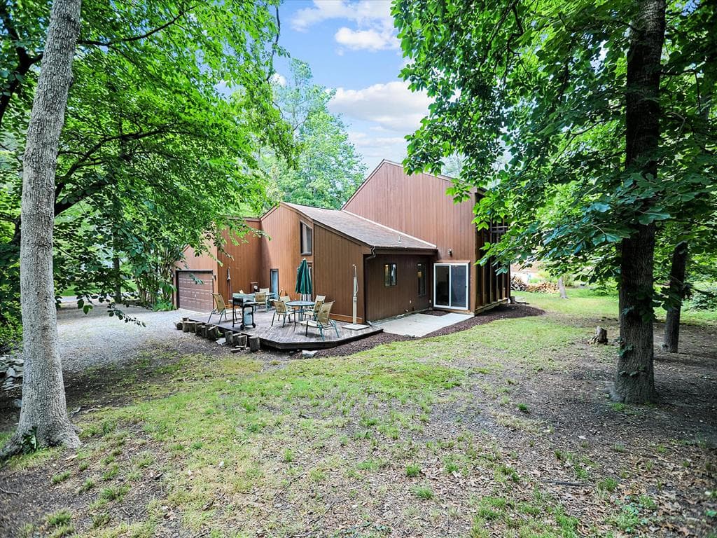 Property 1066163 - Photo 10