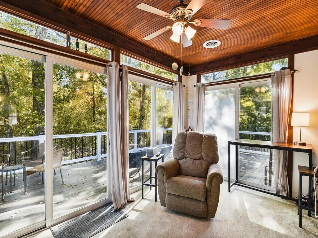 Layton BW - Photo 21