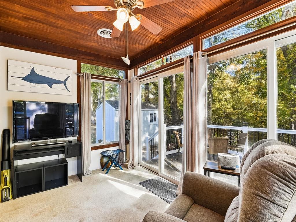 Layton BW - Photo 22