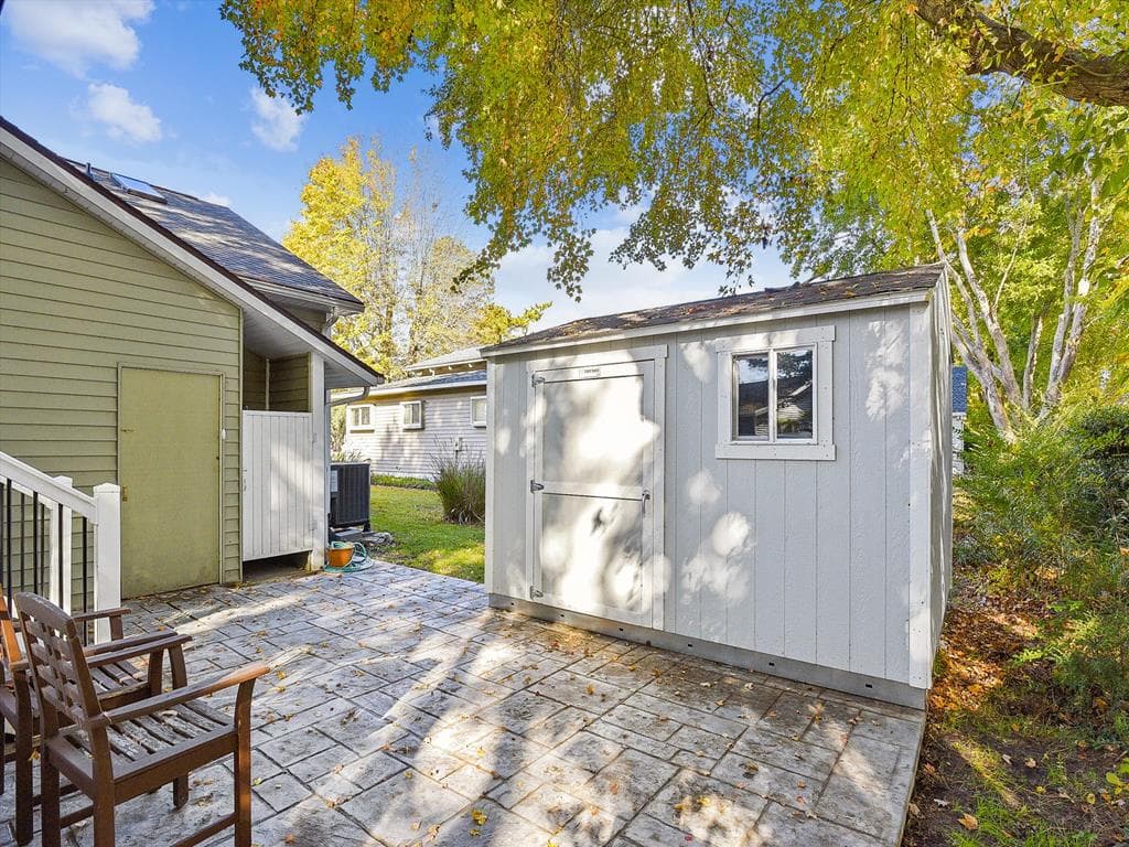 Layton BW - Photo 44