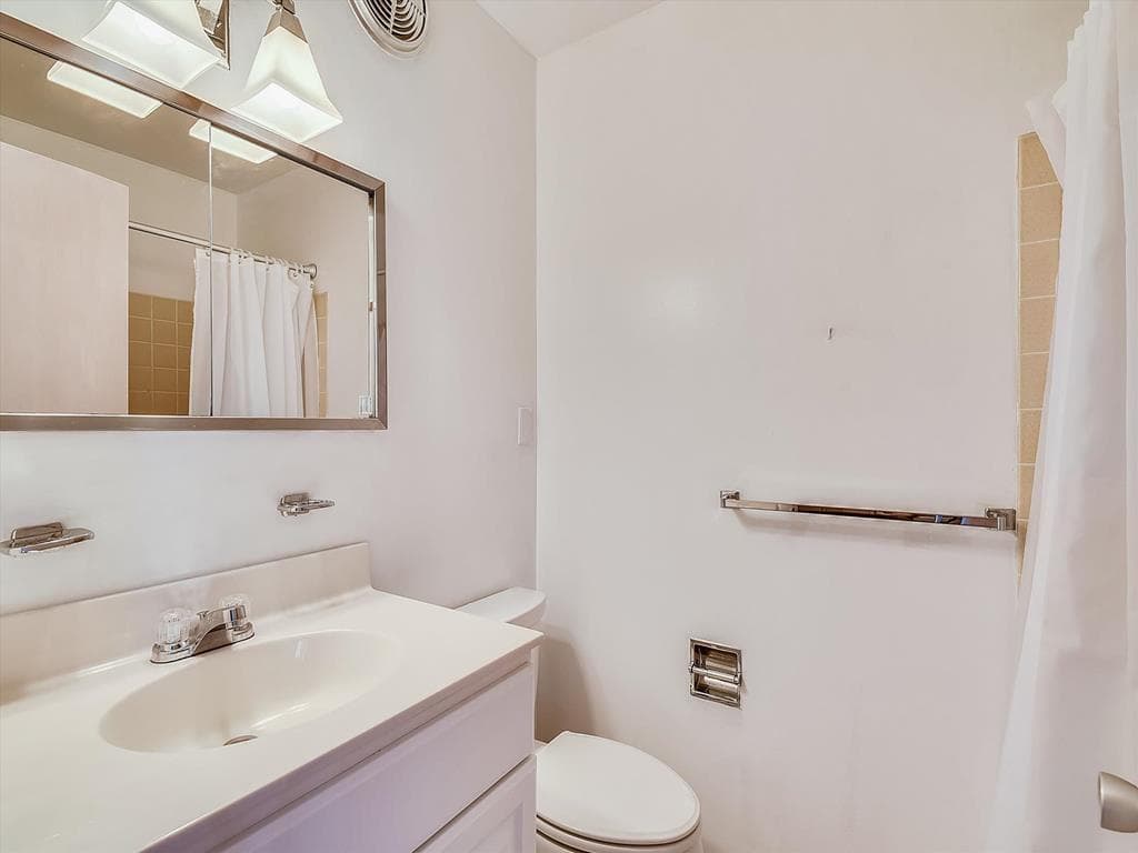 Landmark #3, LLC - Photo 48