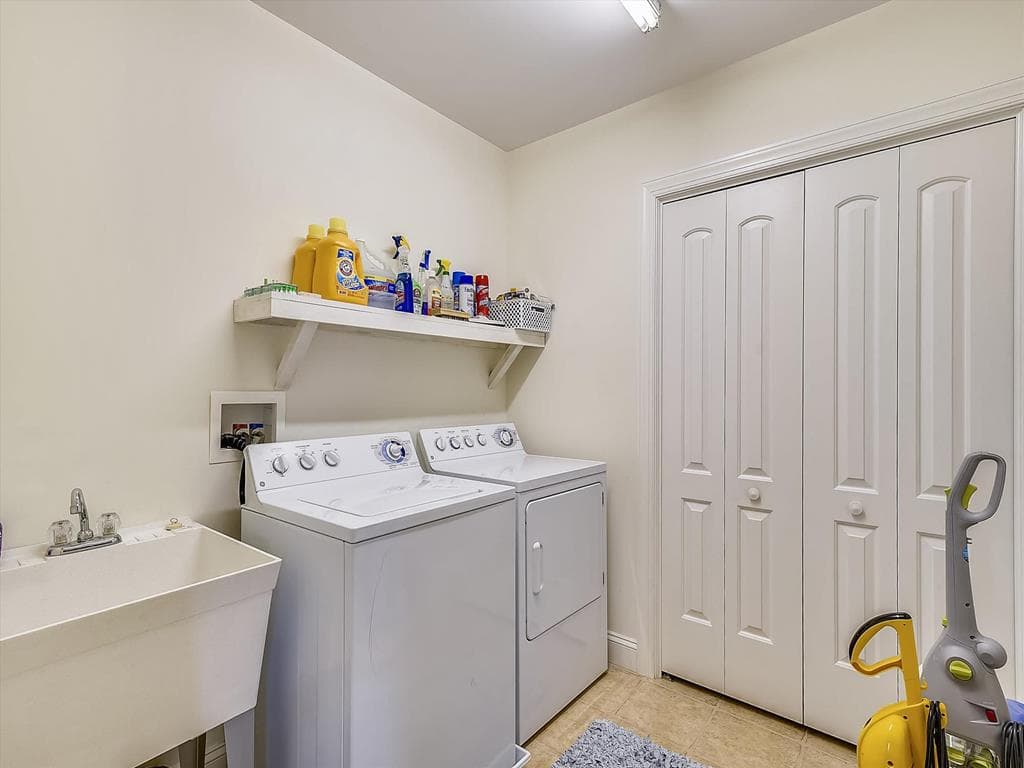 Hashimi Fenwick Acres - Photo 36