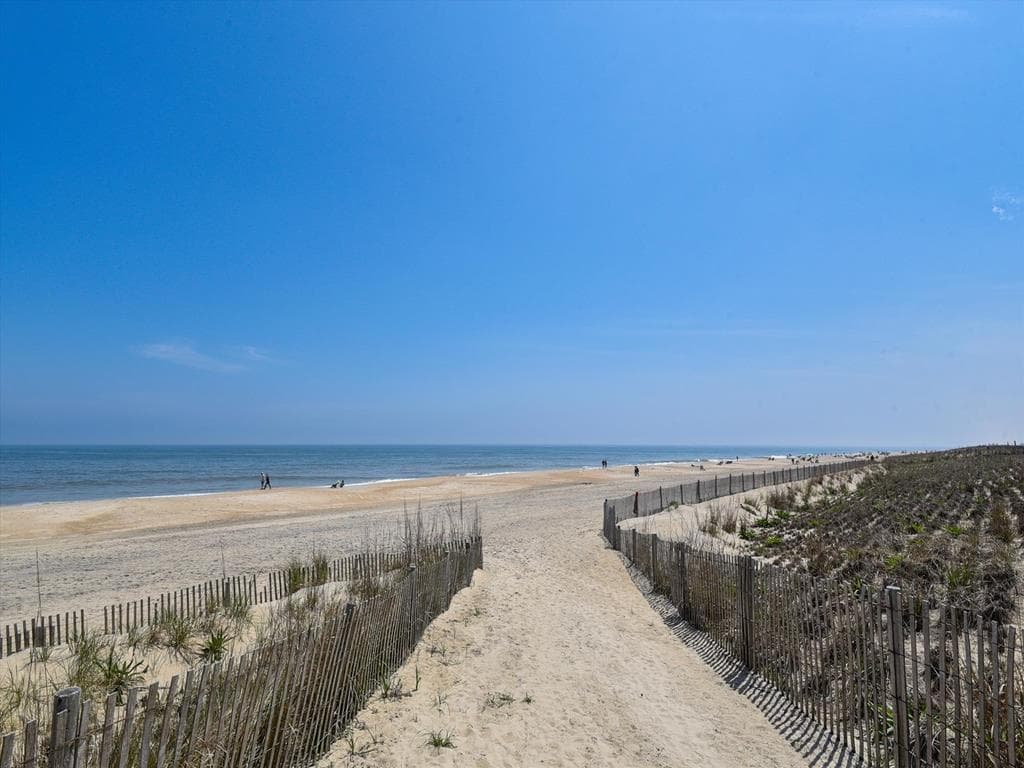 Costello BB - Photo 17