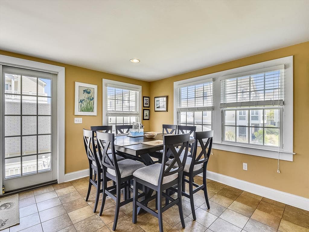 Costello BB - Photo 24