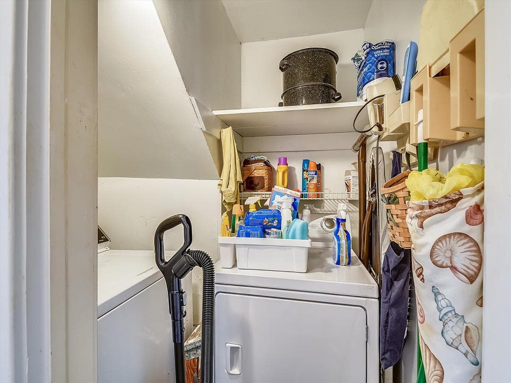 Costello BB - Photo 45