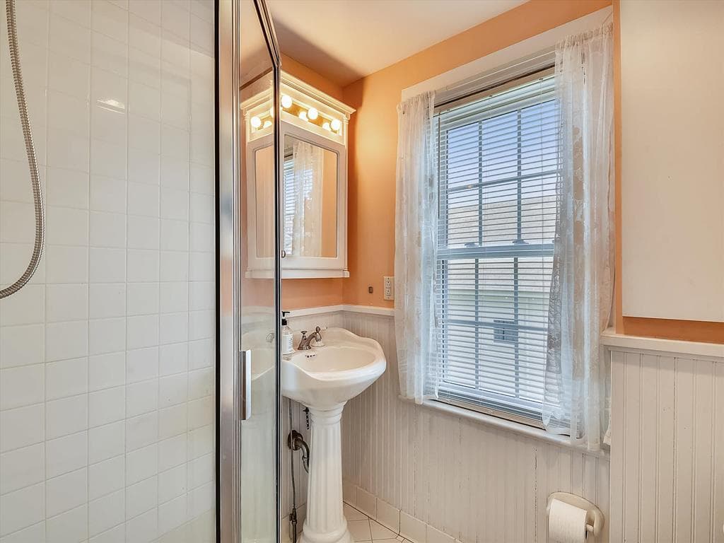 Costello BB - Photo 46