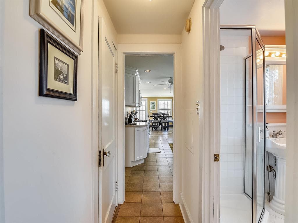 Costello BB - Photo 47