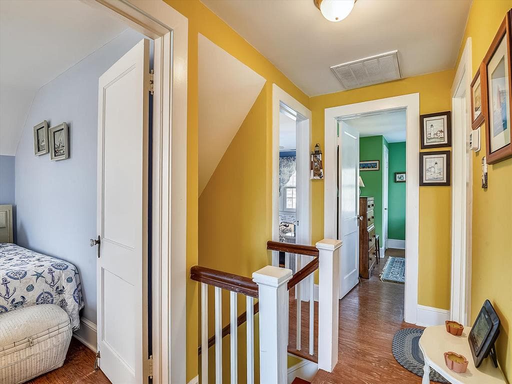 Costello BB - Photo 60