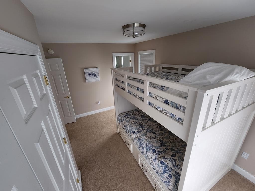 Bloodworth - Photo 17