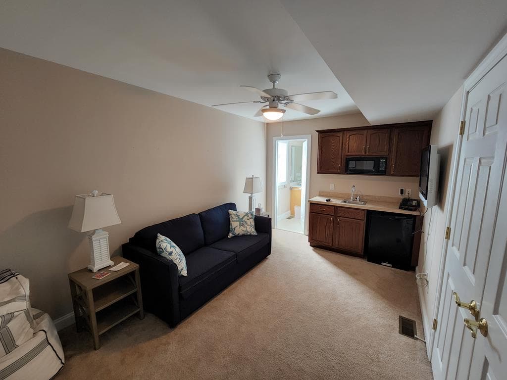 Bloodworth - Photo 7