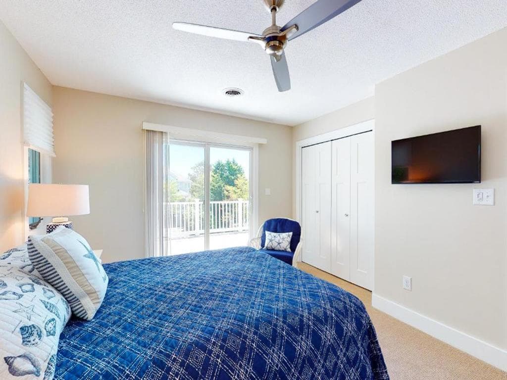 First floor primary bedroom