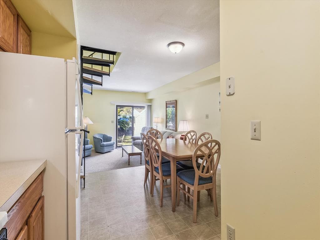 Hocker 21 - Photo 17