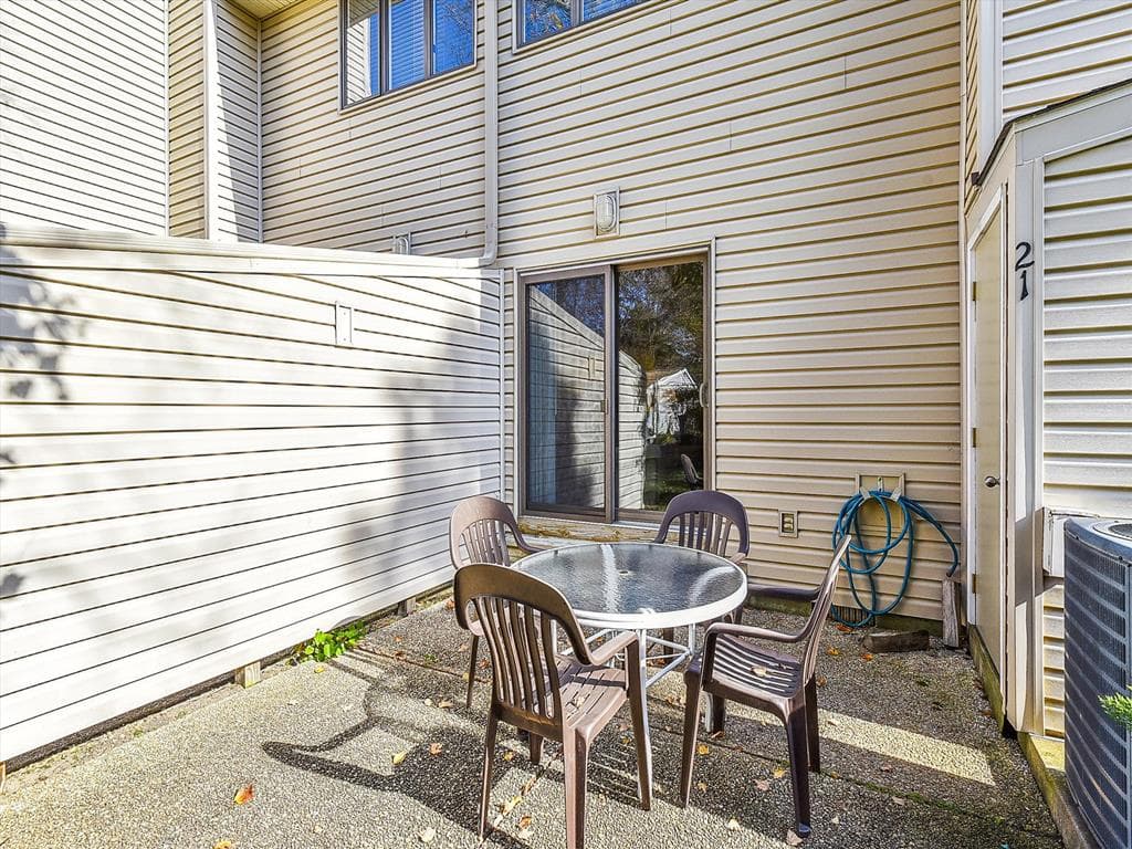 Hocker 21 - Photo 18