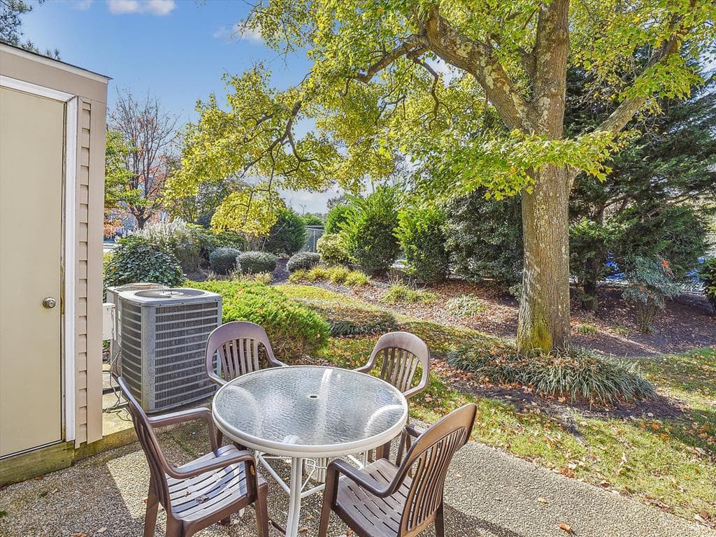 Hocker 21 - Photo 19