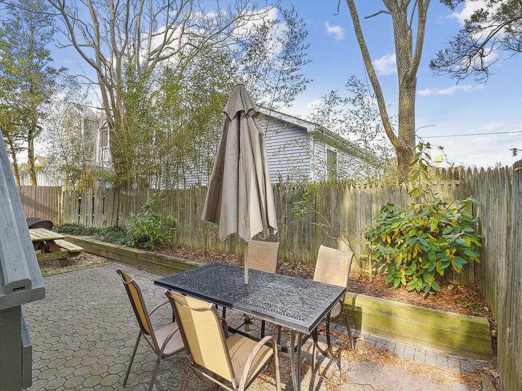 Property 1167823 - Photo 7