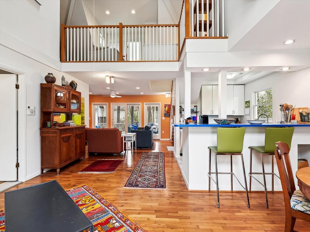 Gallagher - Photo 16