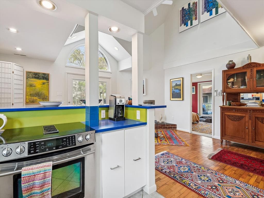 Gallagher - Photo 21