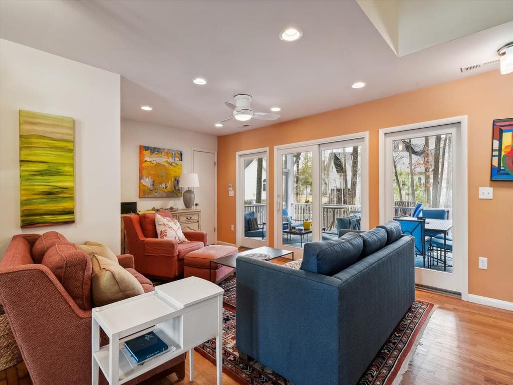 Gallagher - Photo 22