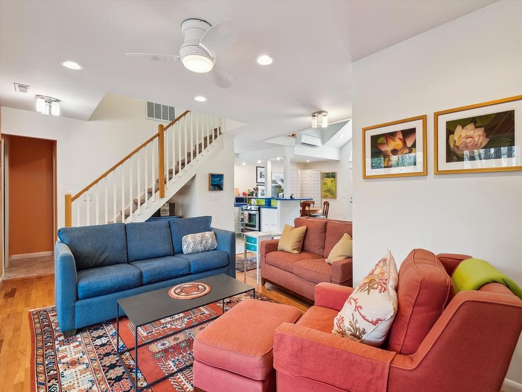 Gallagher - Photo 24