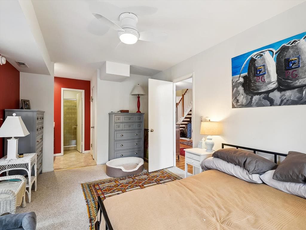 Gallagher - Photo 33