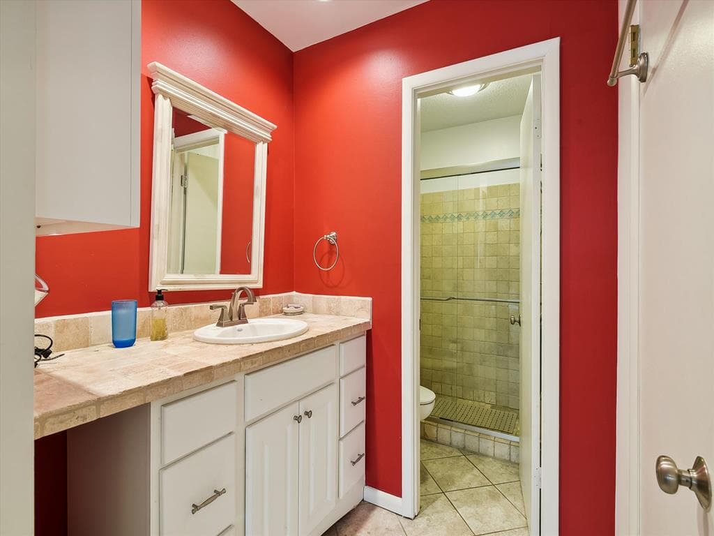 Gallagher - Photo 34