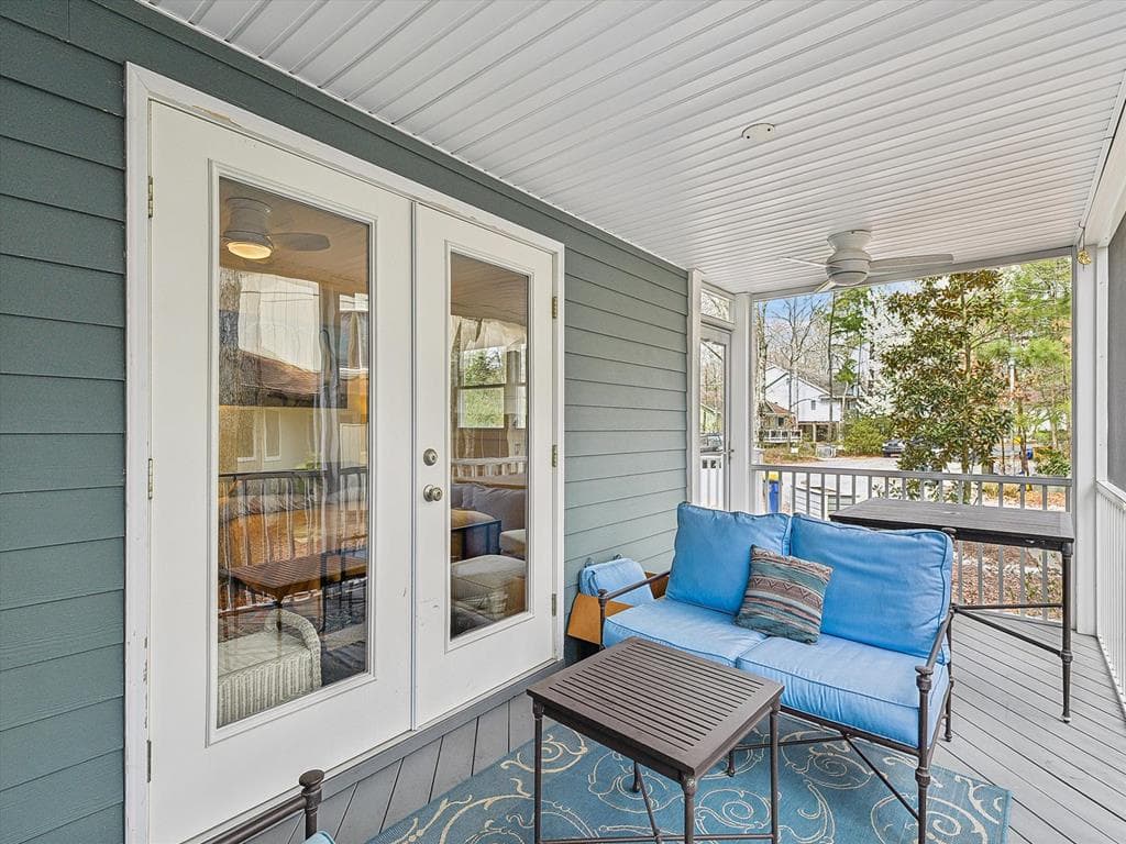 Gallagher - Photo 39