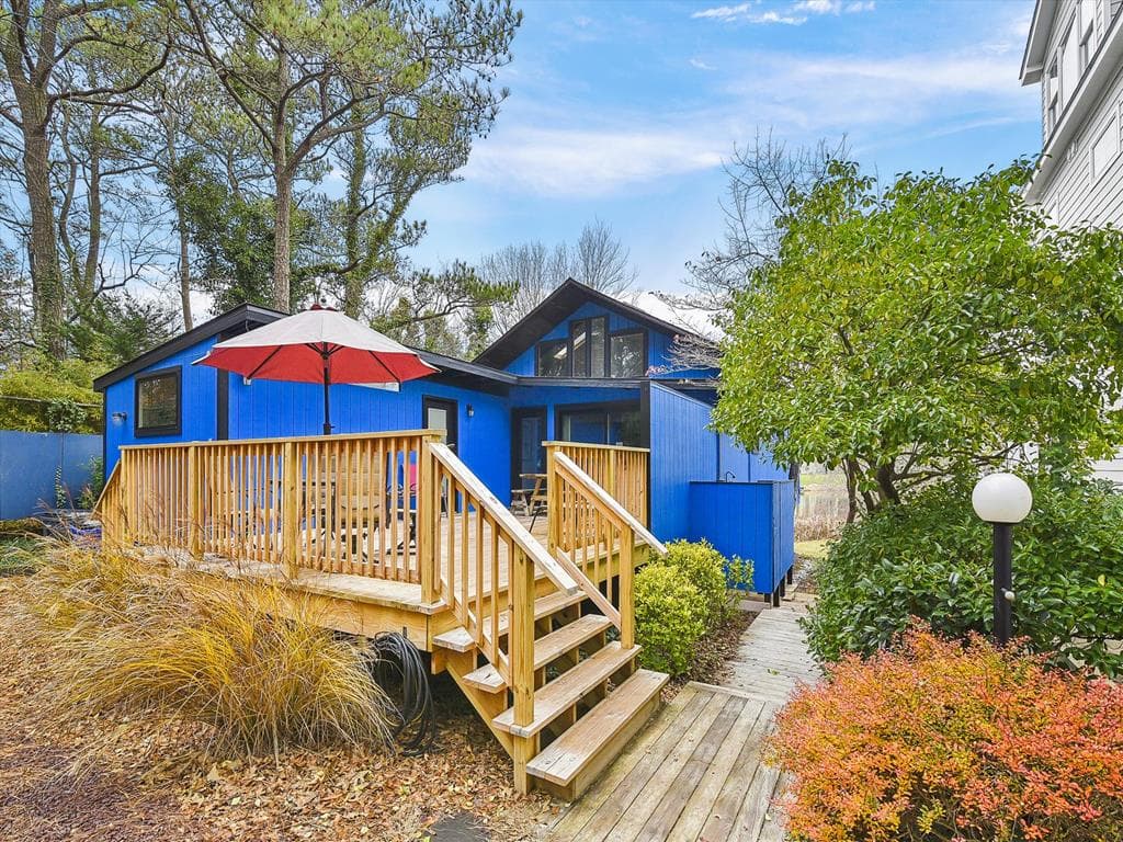 Property 1187882 - Photo 1