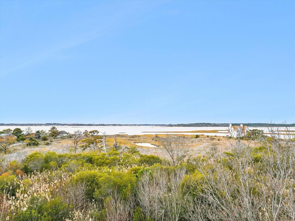 Tjoumas 2 - Photo 39