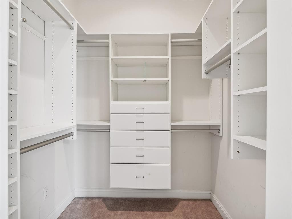 Tjoumas 2 - Photo 42