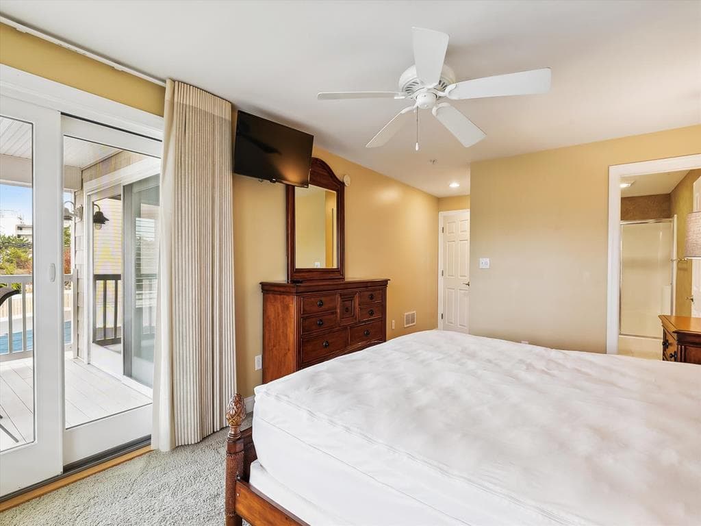 Tjoumas 2 - Photo 51