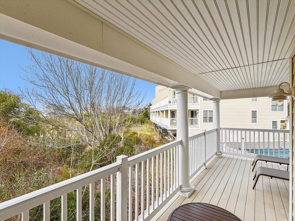 Tjoumas 2 - Photo 56