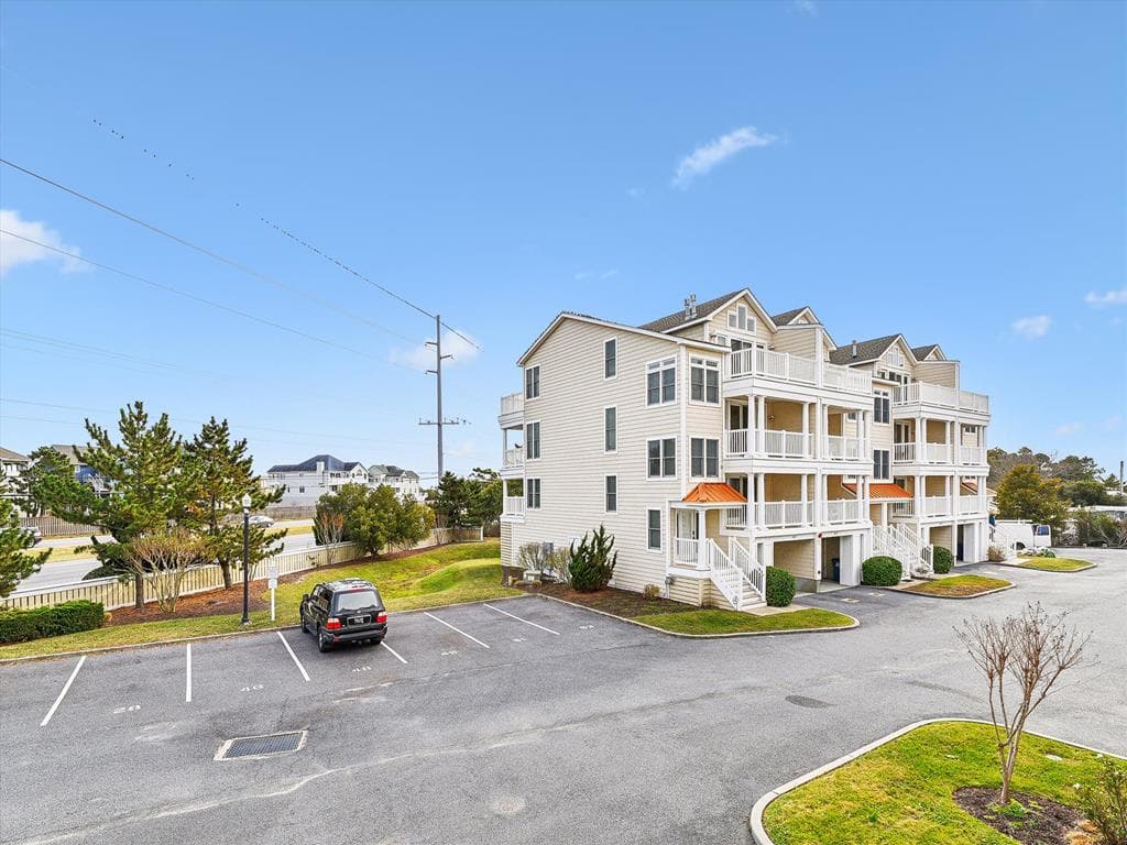 Tjoumas 2 - Photo 58