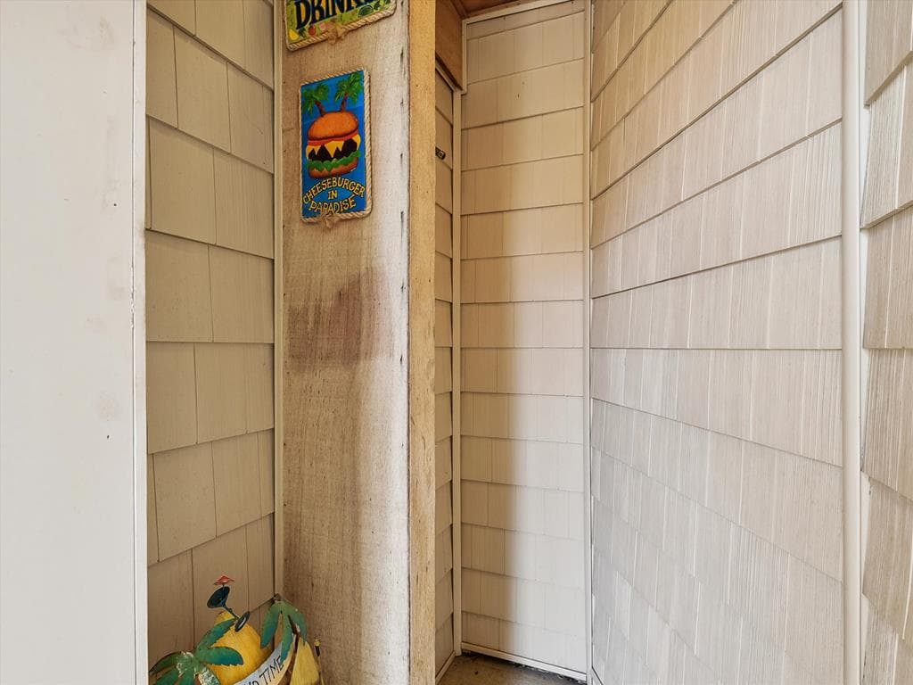 Tjoumas 2 - Photo 73