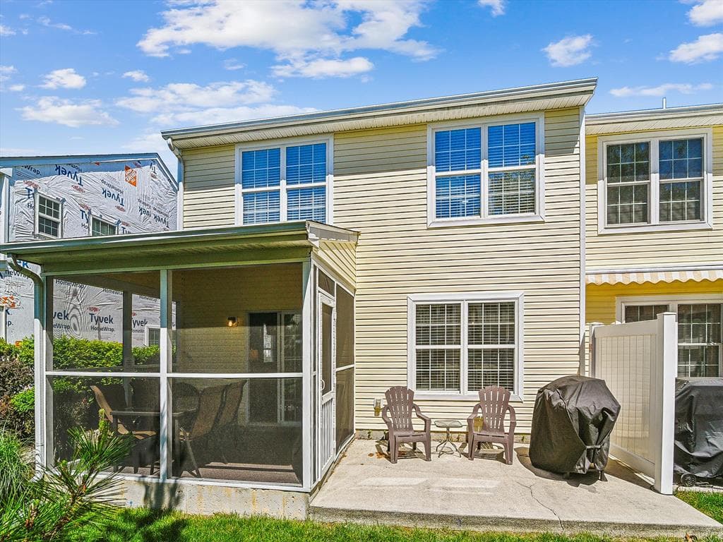 Property 1219168 - Photo 3