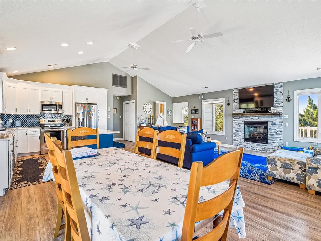 Costello CP - Photo 20