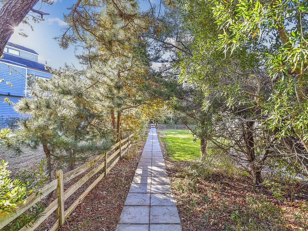 Costello CP - Photo 11