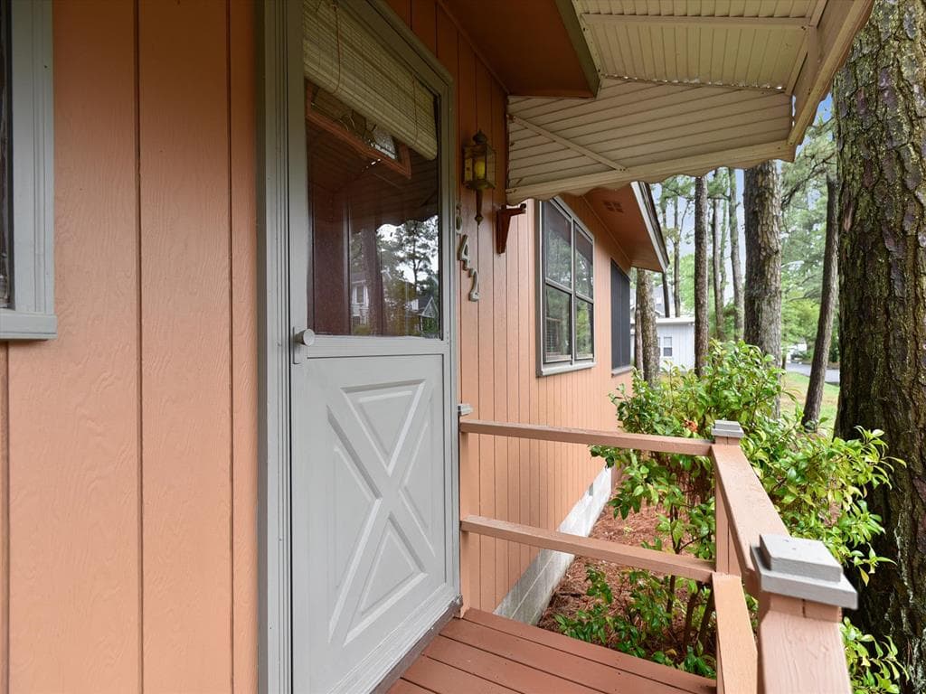 Elliott-Adkins - Photo 12