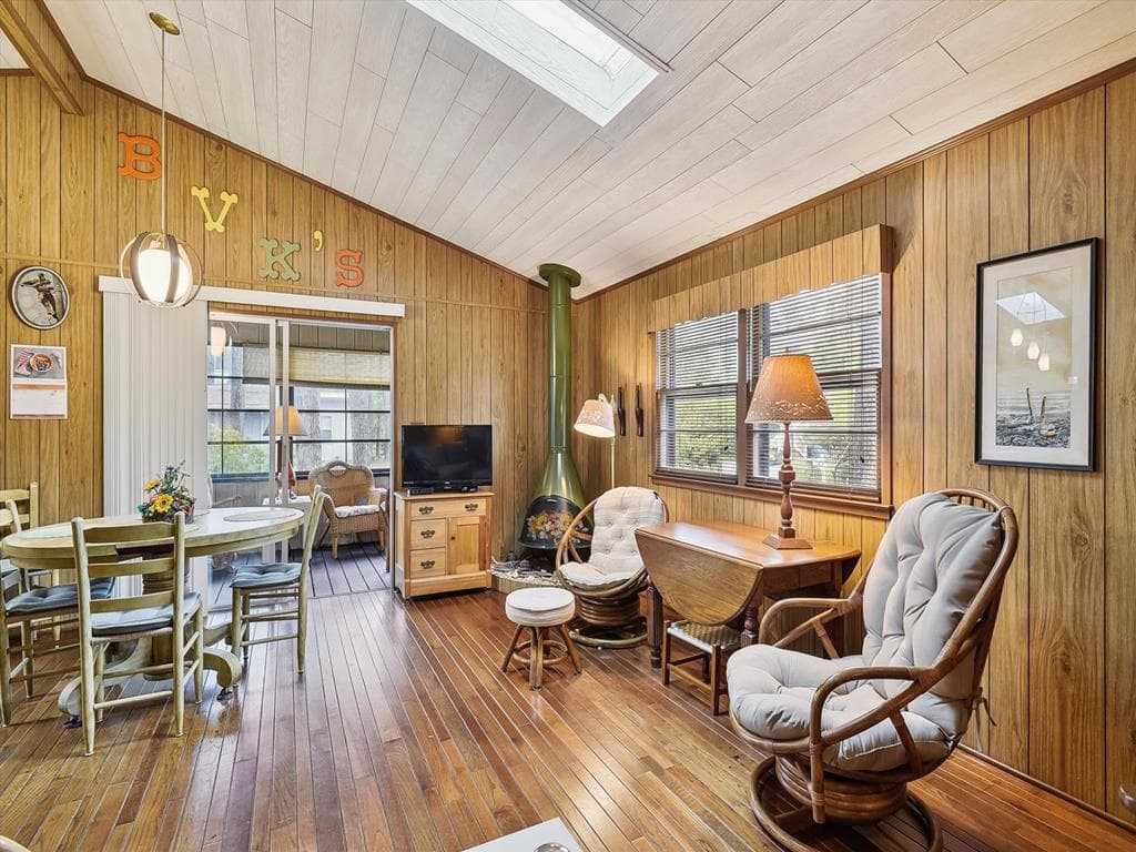 Elliott-Adkins - Photo 14